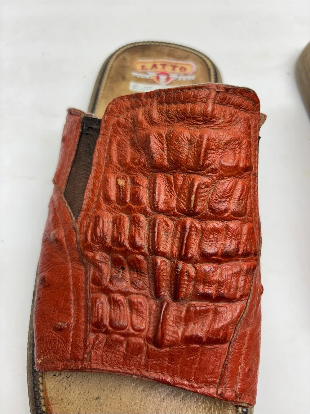 Latto Men's Leather Slide Sandals, SZ 8, box 23
